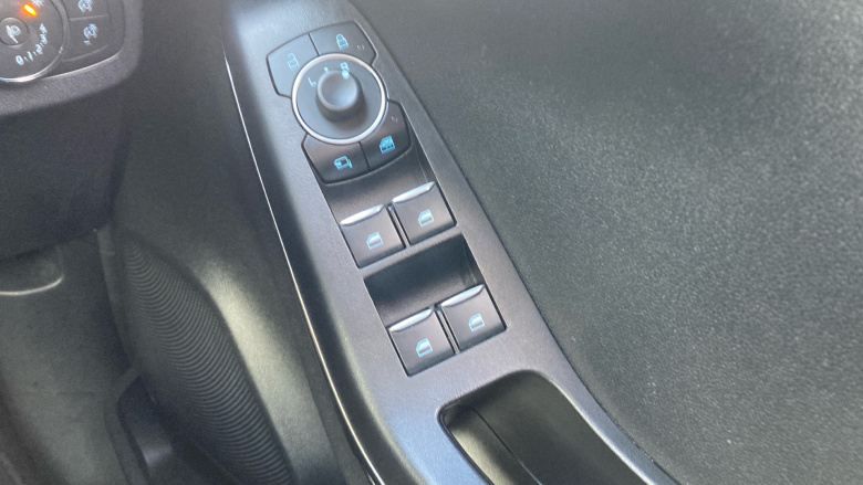 Ford Puma 1.0 EcoBoost Hybrid mHEV Titanium 5dr Petrol Hatchback